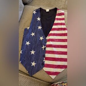 ⭐️⭐️ Vintage Patriotic Stars and Stripes. Vest